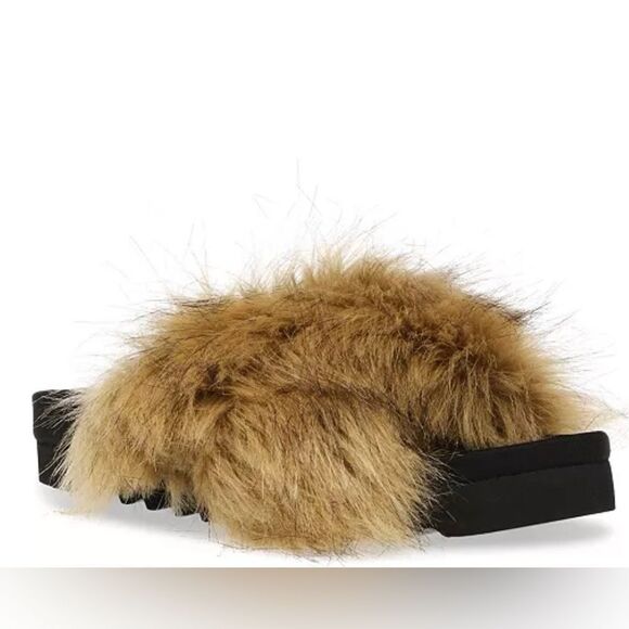 Steve Madden Women's Amari Faux Fur Slippers Tan Size 7- NIB - Picture 1 of 7
